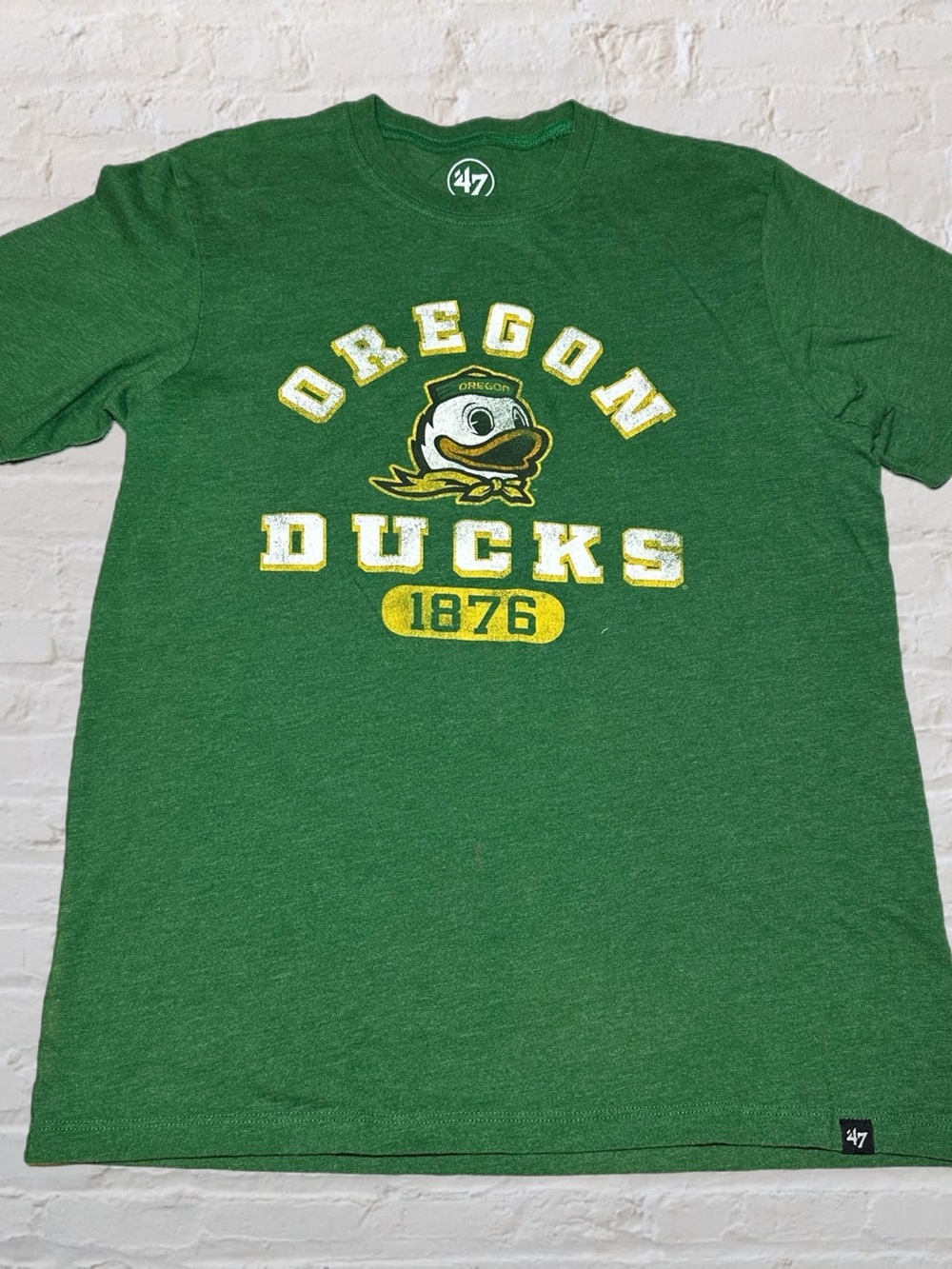 ‘47 Oregon Ducks Green & Yellow NCAA Fan Wear Short Sleeve Tee in Men’s Small